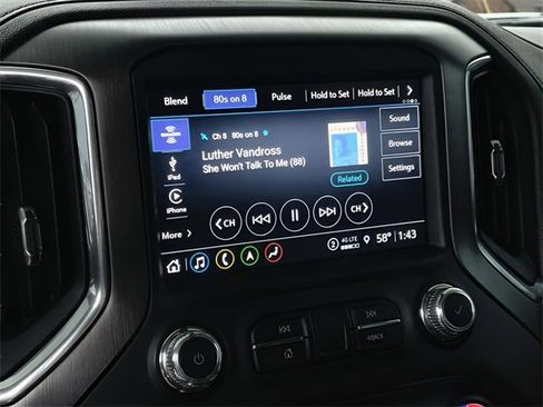 Used 2022 GMC Sierra 1500 AT4 w/ AT4 Premium Package image 14