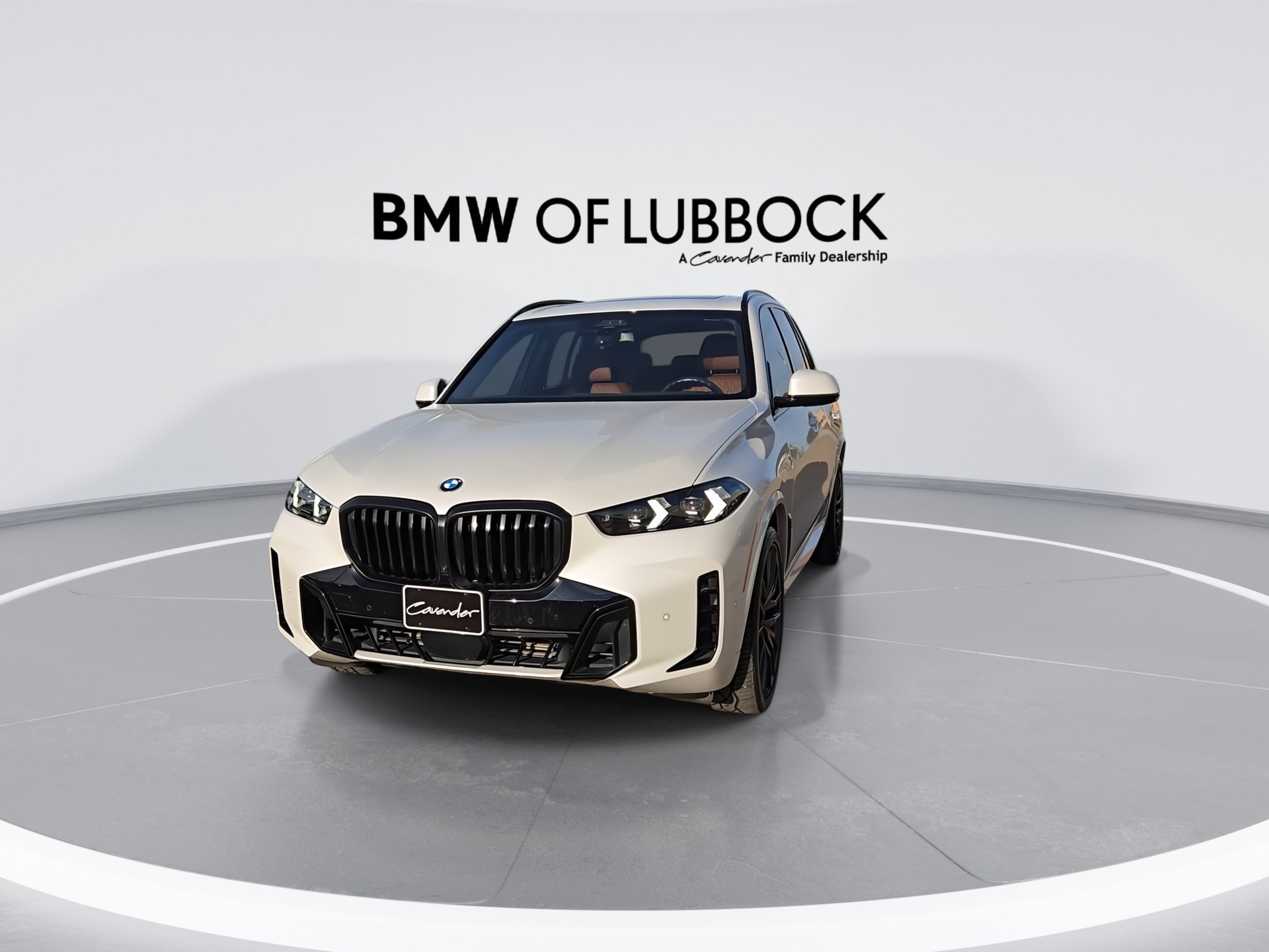 Used 2024 BMW X5 xDrive40i w/ M Sport Package AWD/4WD image 4