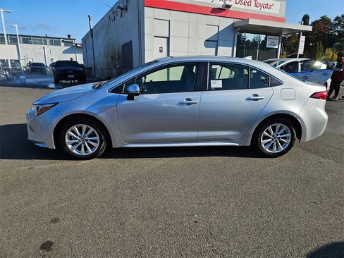 New 2026 Toyota Corolla XLE image 6