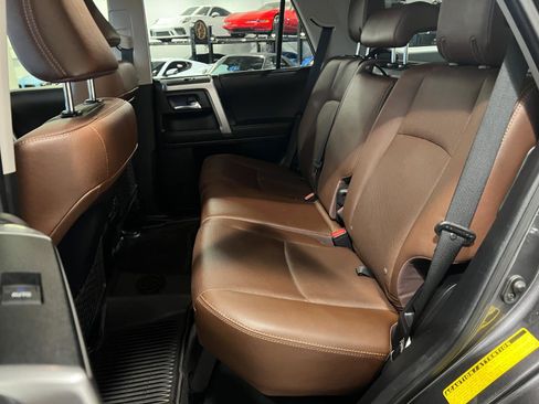 Used 2023 Toyota 4Runner Limited image 28