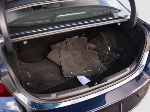 Used 2023 MAZDA MAZDA3 s image 14