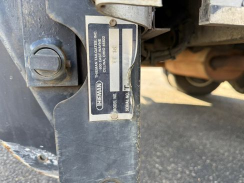 Used 2016 GMC Savana 3500 image 16