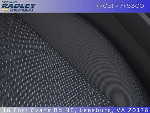 New 2025 Chevrolet Equinox LT image 21