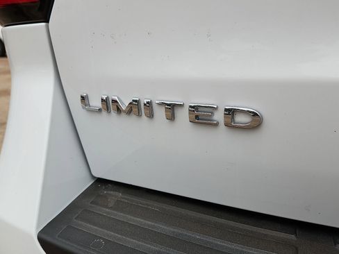 Used 2022 Ford Expedition Max Limited AWD/4WD image 9