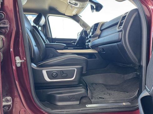 Used 2019 RAM 1500 Laramie image 30