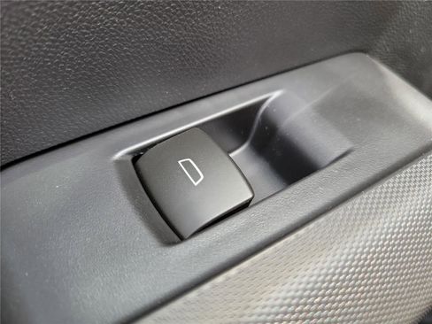 New 2026 GMC Canyon Elevation w/ Convenience Package AWD/4WD image 15