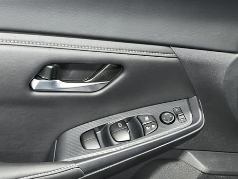 New 2025 Nissan Sentra SV image 22