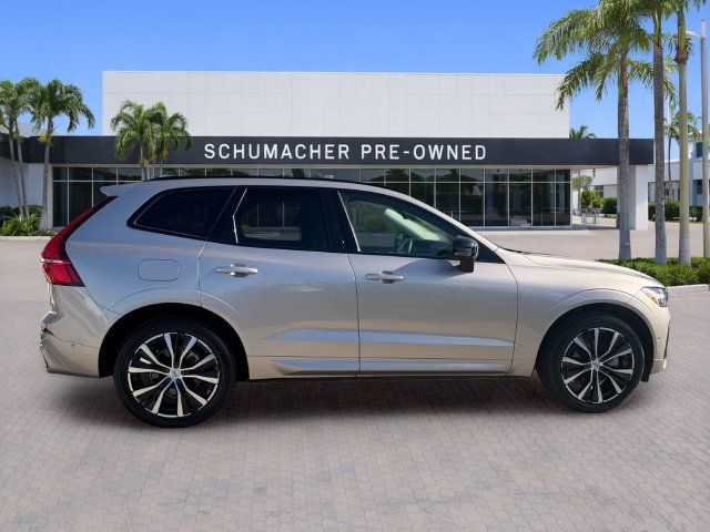 Certified 2024 Volvo XC60 B5 Plus AWD/4WD image 8
