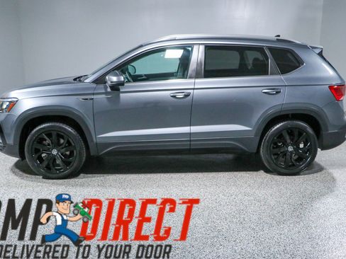 Used 2023 Volkswagen Taos SE FWD image 10