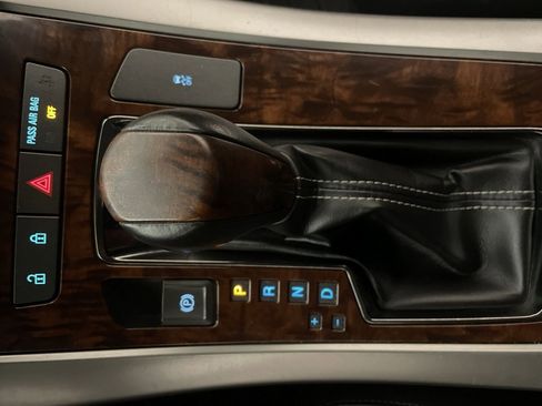 Used 2010 Buick LaCrosse CXL image 8