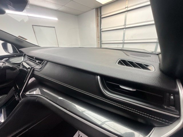 Used 2023 Jeep Grand Cherokee L Laredo AWD/4WD image 14