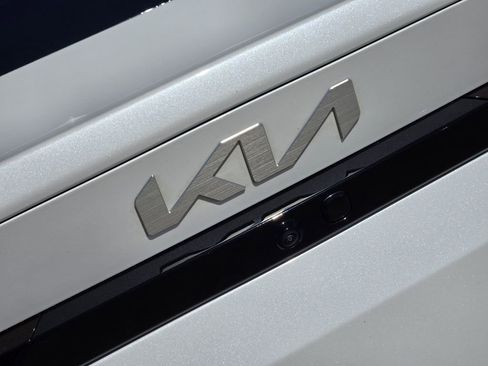 Used 2025 Kia K4 EX image 8