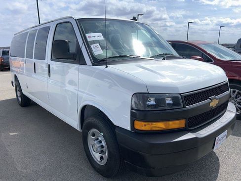 Used 2025 Chevrolet Express 3500 LS image 2