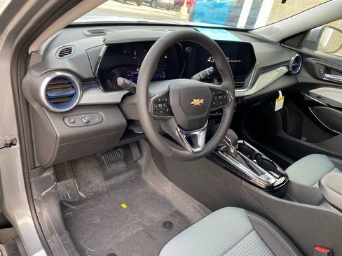 New 2026 Chevrolet Trax LT w/ Driver Confidence Package image 13