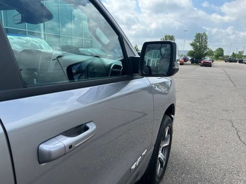 Used 2023 RAM 1500 Laramie AWD/4WD image 6