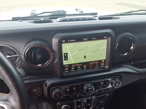 Used 2021 Jeep Wrangler Unlimited Sahara AWD/4WD image 21