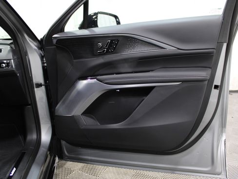 New 2026 Cadillac Lyriq V image 32