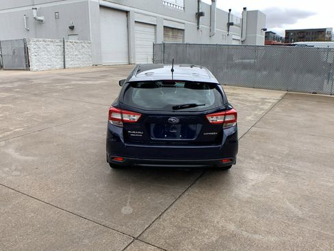 Used 2019 Subaru Impreza 2.0i image 4