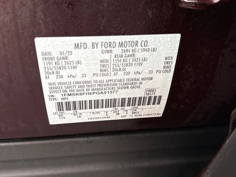 Certified 2023 Ford Explorer Limited w/ Limited Technology Package image 18