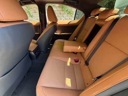Certified 2024 Lexus IS 350 F Sport RWD image 33