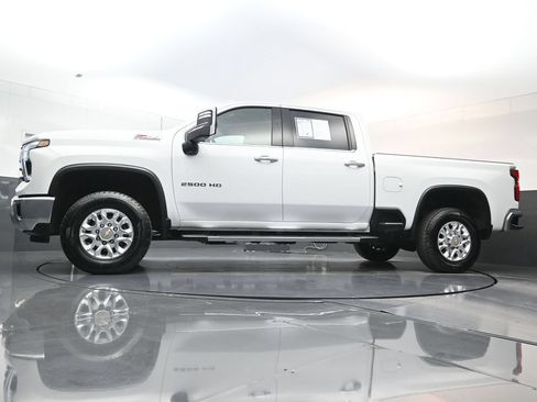 Used 2024 Chevrolet Silverado 2500 LTZ w/ LTZ Convenience Package AWD/4WD image 27
