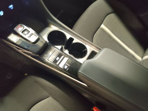 Used 2023 Hyundai Sonata SE FWD image 26