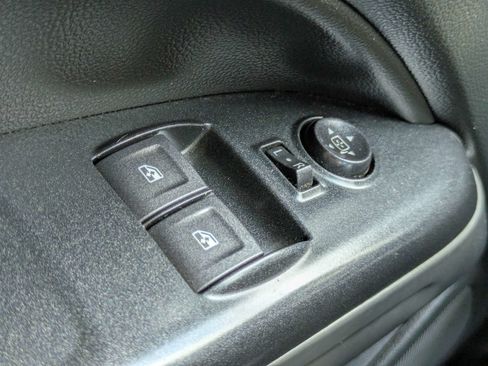 Certified 2022 Chevrolet Colorado LT w/ Fleet Safety Package RWD image 10