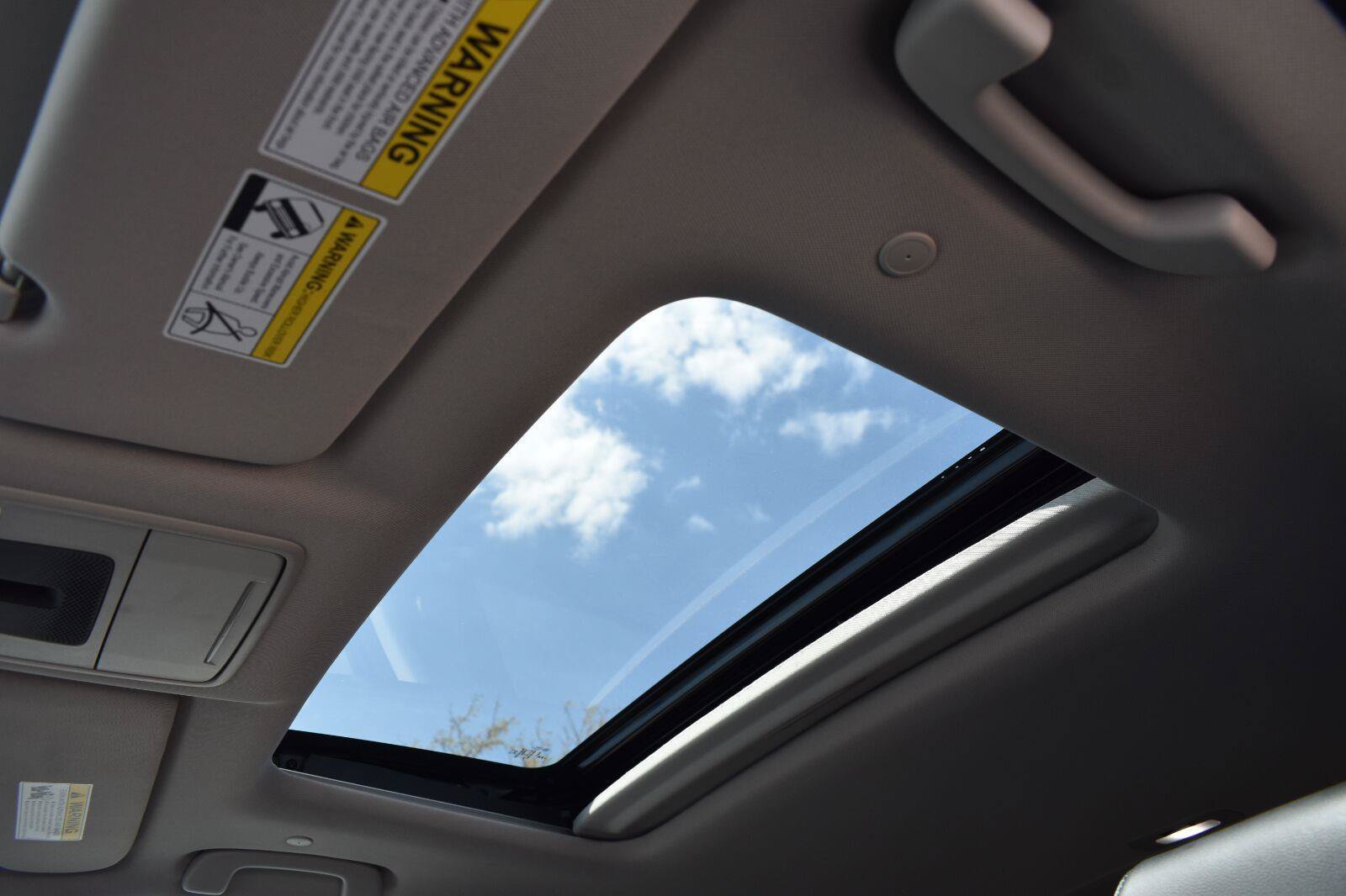 Used 2024 Honda CR-V EX-L image 18