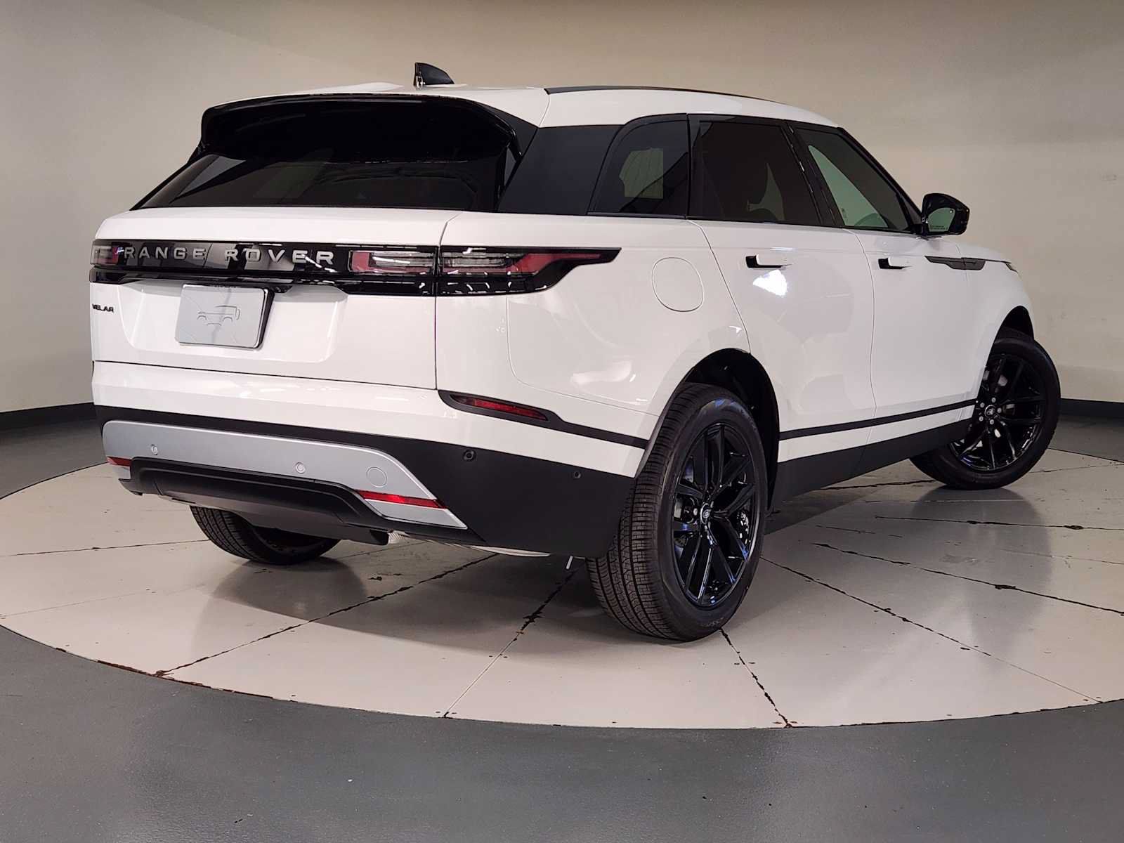 New 2026 Land Rover Range Rover Velar S AWD/4WD image 2