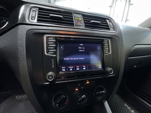 Used 2016 Volkswagen Jetta S FWD image 17