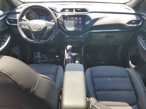 Used 2023 Chevrolet TrailBlazer RS w/ Sun and Liftgate Package FWD image 12