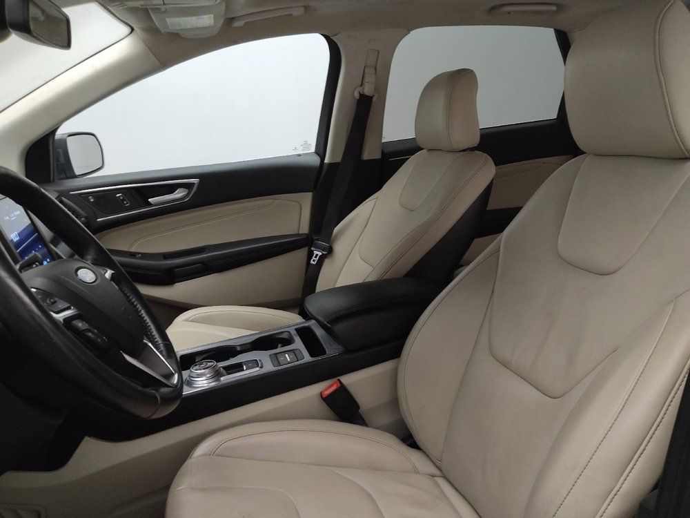 Used 2021 Ford Edge Titanium AWD/4WD image 17
