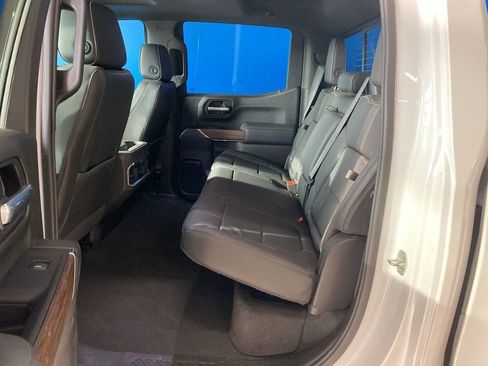 Used 2022 Chevrolet Silverado 1500 High Country w/ Technology Package image 13