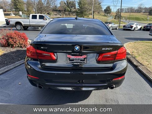 Used 2020 BMW 530i xDrive w/ Convenience Package image 11