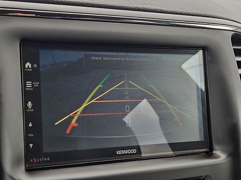 Used 2018 Jeep Grand Cherokee Limited image 29