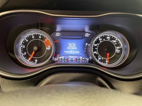 Certified 2021 Jeep Cherokee Trailhawk w/ Comfort/Convenience Group image 14