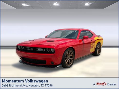 Used 2015 Dodge Challenger R/T Scat Pack RWD image 1