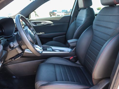 Used 2023 Dodge Hornet GT w/ GT Blacktop Package AWD/4WD image 18
