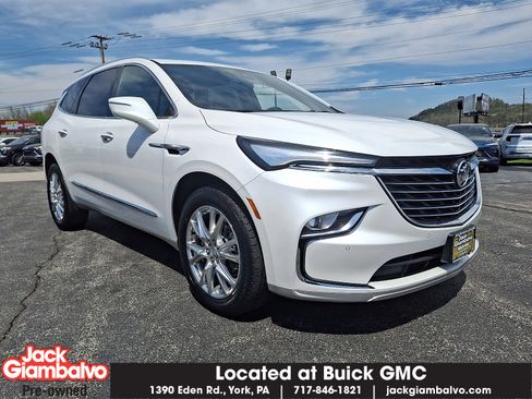 Used 2023 Buick Enclave Essence w/ Experience Buick Package AWD/4WD image 1