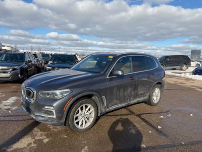 Used 2019 BMW X5 xDrive40i w/ Premium Package 2
