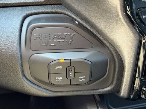 New 2026 RAM 3500 Laramie AWD/4WD image 23