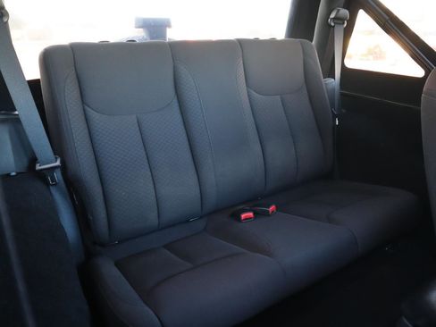 Used 2015 Jeep Wrangler Sport image 31