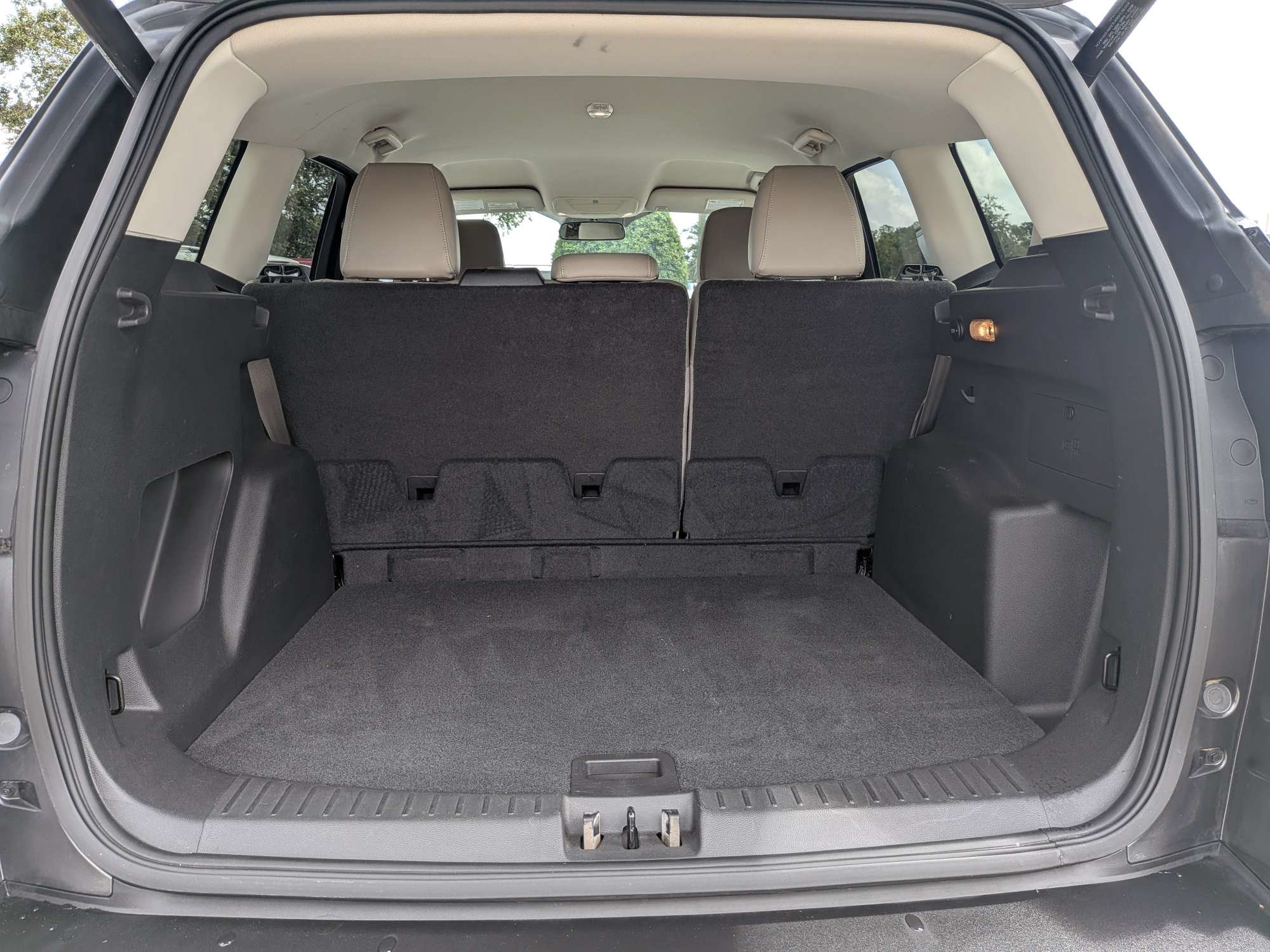 Used 2018 Ford Escape SEL FWD image 13