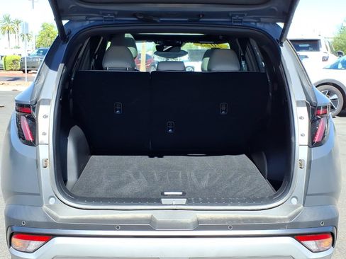 Certified 2025 Hyundai Tucson Limited AWD/4WD image 11