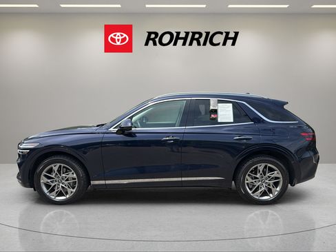 Used 2023 Genesis GV70 2.5T w/ Advanced Package AWD/4WD image 9