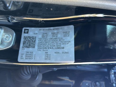 Used 2020 Chevrolet Colorado LT image 37