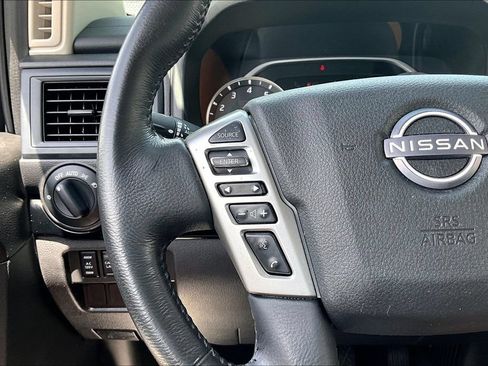 Used 2024 Nissan Titan SV w/ SV Convenience Package AWD/4WD image 11
