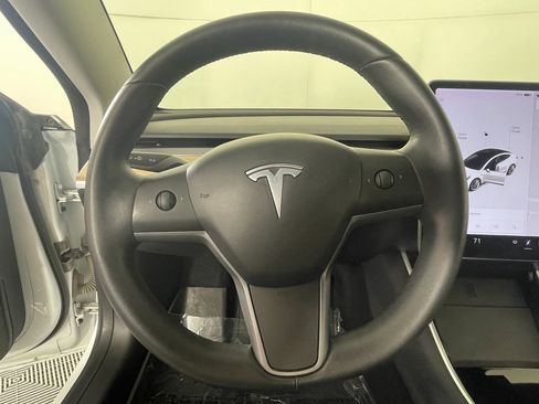 Used 2020 Tesla Model 3 Long Range image 20