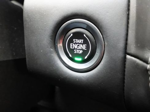 Certified 2023 GMC Yukon Denali Ultimate image 18