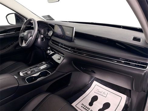 Used 2023 INFINITI QX60 Pure image 32